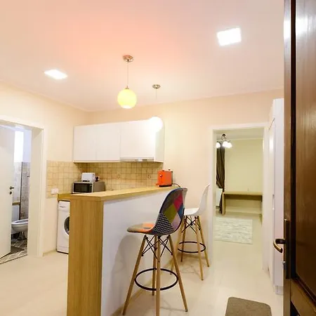 Bella Studio Old Town Апартаменти Брашов